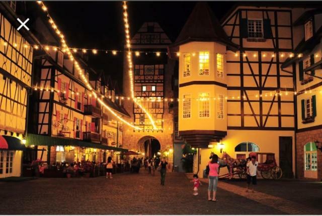 Bukit Tinggi Berjaya Hill Homestay Exterior foto